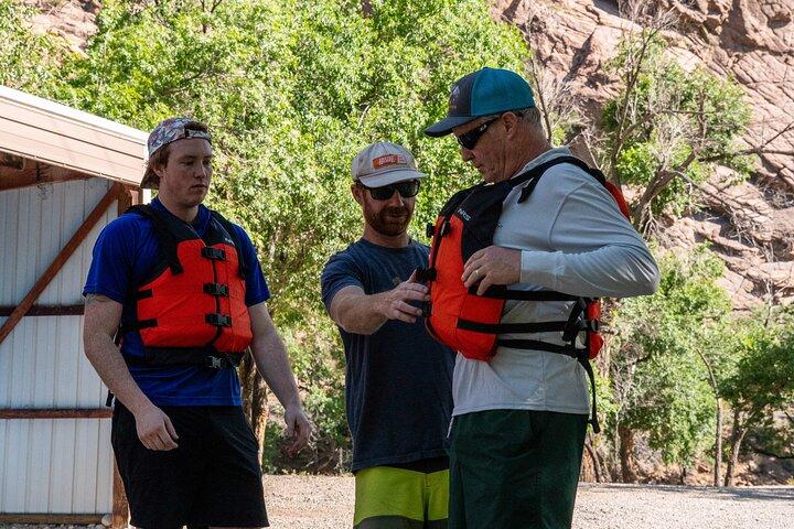 Rafting en eau vive Bighorn Sheep Canyon – Familles et débutants