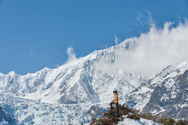 Goddess Peaks and Glaciers 7 - Tag Meili Eastern Slope Trek