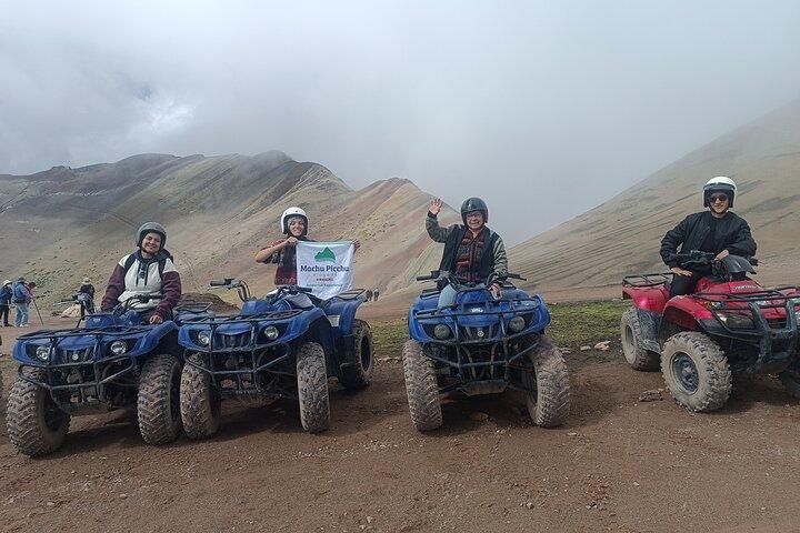 Rainbow Mountain Private ATV Tour mit Mittagessen ab Cusco