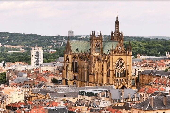 Fra Luxembourg : Metz, Moselle River & Castle Privat dagstur
