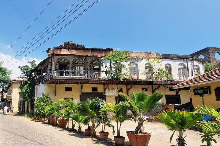 Descubra Mombasa City Tour Fort Jesus Old Town e Mercado de Spice