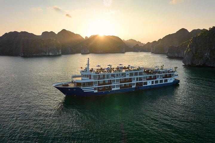 Erina Cruise 3 dias Explore Halong Bay e Lan Ha Bay a partir de Hanói