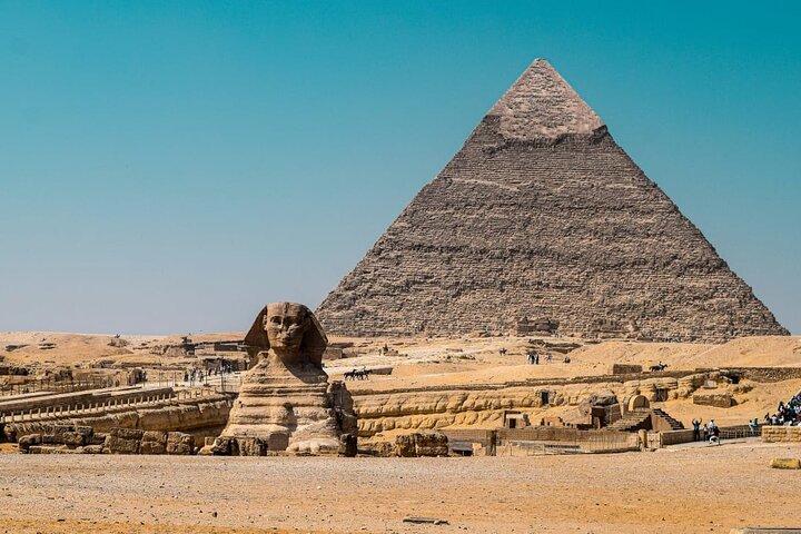 VIP Giza pyramider tur med kamel ride & frokost