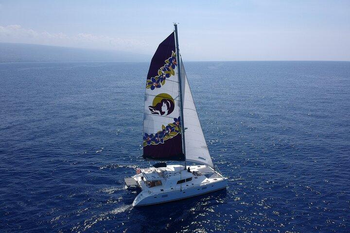 Kona Luxury Catamaran Yacht Snorkel & Sail