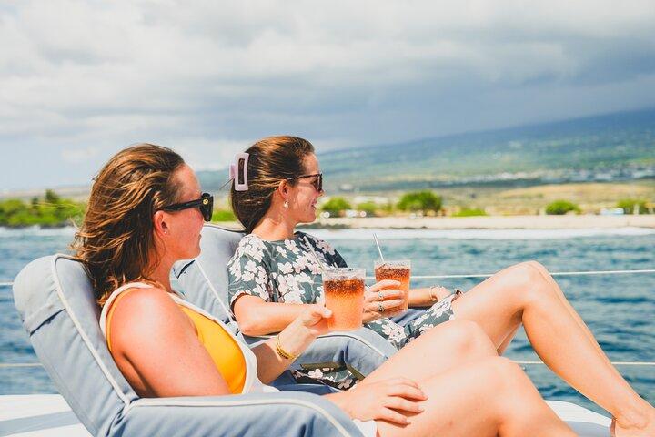 Kona Luxury Catamaran Yacht Snorkel & Sail