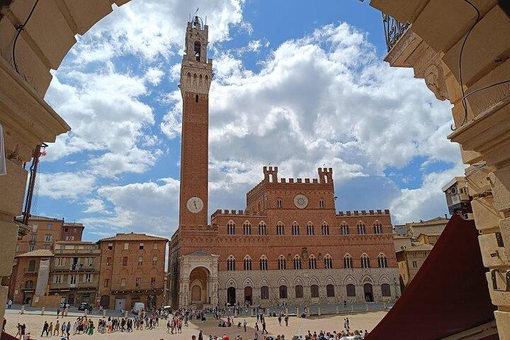 EXCURSION PRIVÉE : Visitez Sienne et Chianti avec déjeuner et dégustations