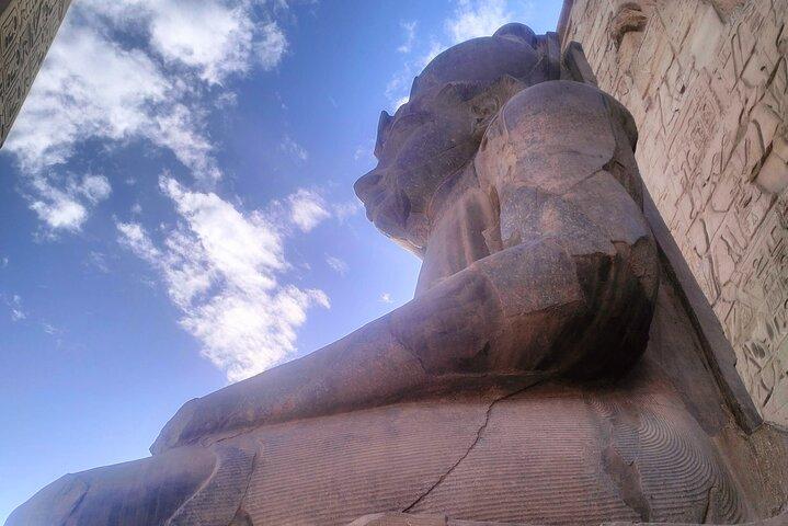 Excursão privada de luxo de 8 dias no Egito Pyramids Denderah e High Tea
