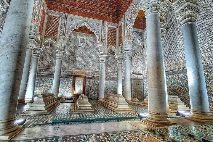 Marrakech Medina Tour Bahia Palace Ben Youssef et Souks