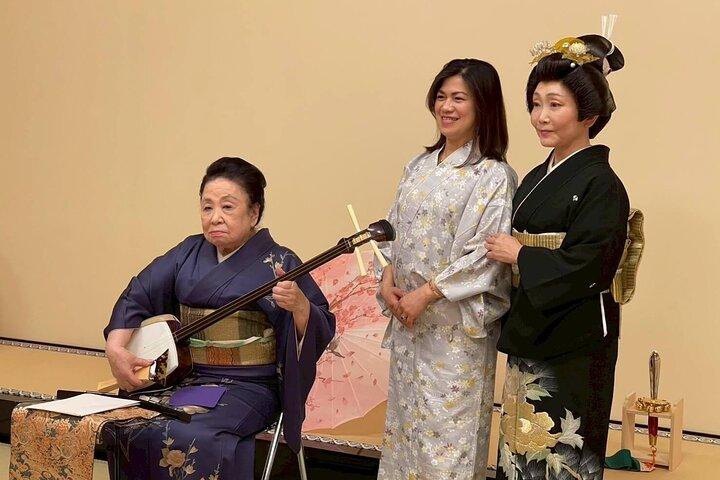 Privat Shamisen Workshop med en professionel musiker i Nagoya