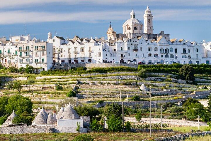 Vecchio acquedotto pugliese in ebike da Ostuni a Locorotondo