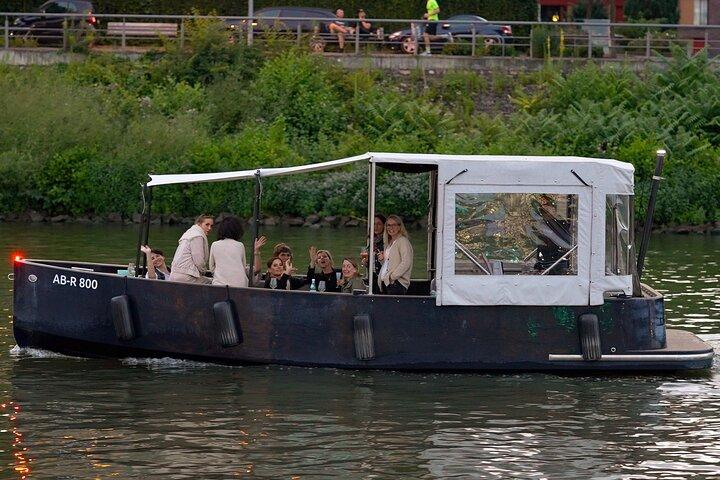 Excursion en bateau à Francfort pour un maximum de 12 personnes