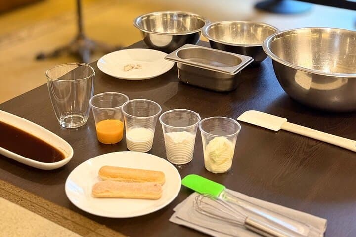 Pizza & Tiramisu Authentic Cooking Class, Drink & Appetizer