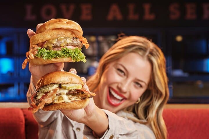 Hard Rock Cafe Berlin With Set Lunch or Dinner