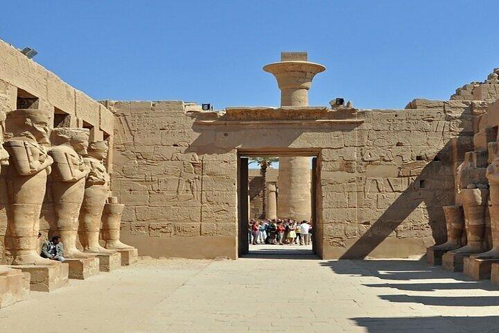 Privétour van een halve dag naar Luxor en Karnak-tempels op de Oostoever