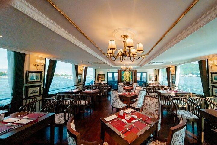 Nha Trang Scenic Day Cruise com snorkeling, caiaque e almoço