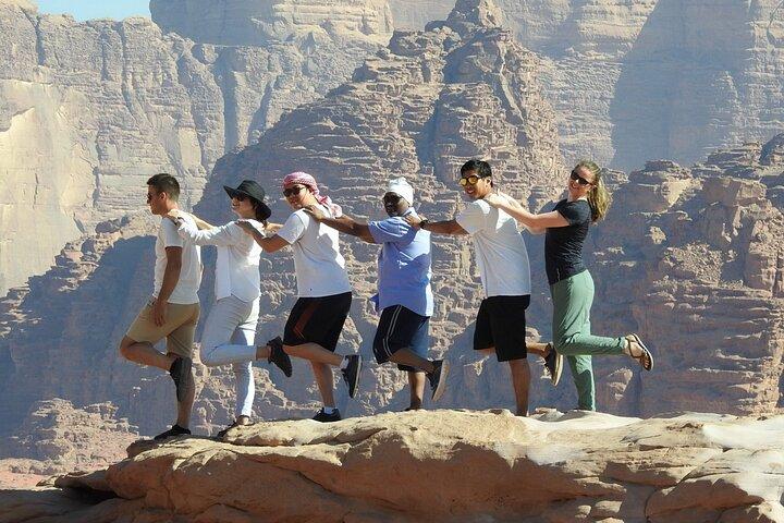 2 - Destaques do dia – Petra, Wadi Rum e Mar Morto (máx. 17 viajantes)