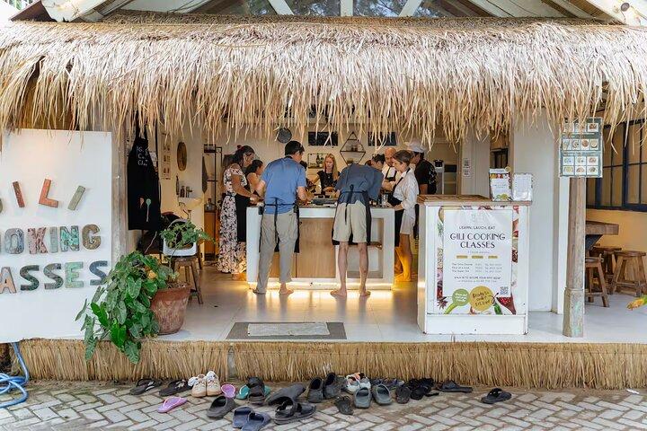Impara a cucinare il cibo indonesiano a Gili Cooking Classs Trawangan