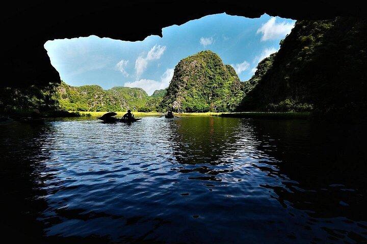 Privat Ninh Binh Day Tour Bich Dong Tam Coc Mua Cave och cykling
