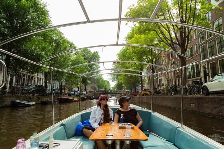 Amsterdam 90-min Private Canal Cruise with Live Guide and Drinks