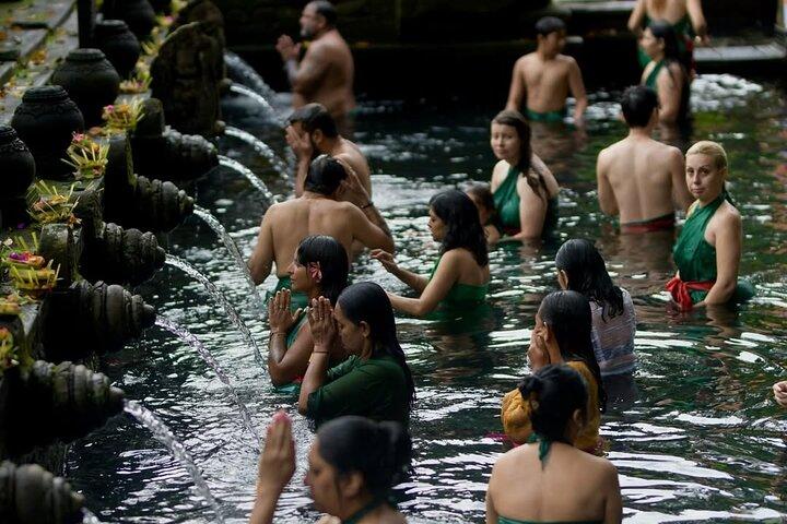 Ubud Zipline Adventure,Water Temple et Sacred Monkey Forest tour