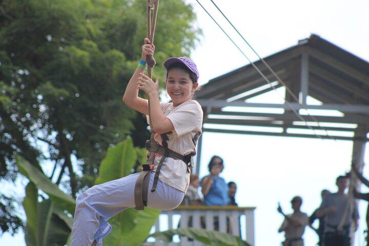 Dschungel Zip Abenteuer in Roatan