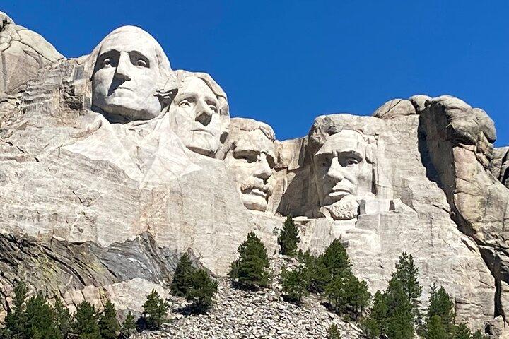 Hotell nära Mount Rushmore Discovery Tour