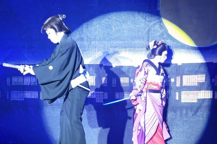 Tokyo Exciting Sumo practic viewing y Modern Samurai Show tour