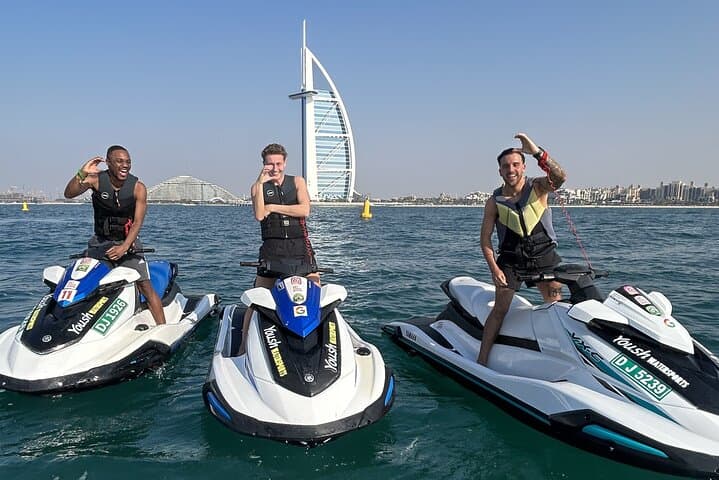 30Min Dubai Jet Ski Tour of Burj Al Arab with Free Ice Cream