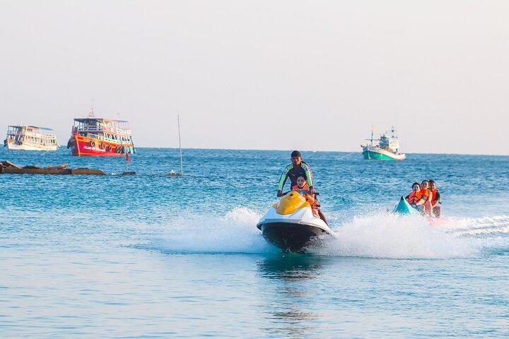 スピードボートで行くコーラル島:島へ直行、途中下車なし!