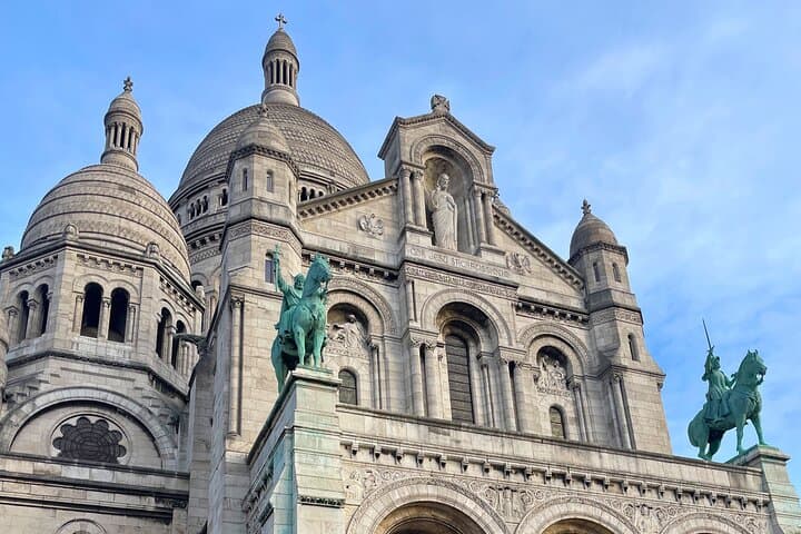 Black Montmartre Walking Tour
