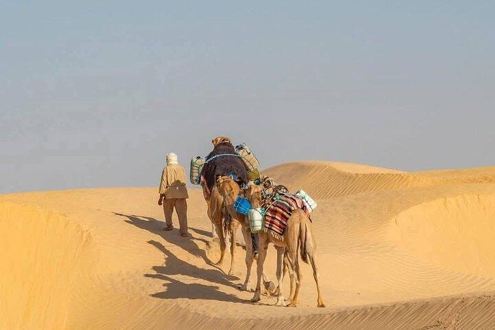 2 dage Sahara omvendt rute Hop folkemængder og Ksar Ghilan Oasis