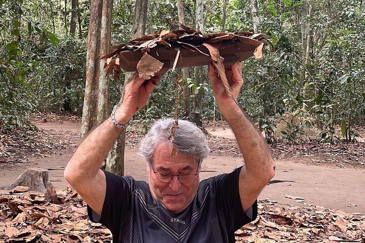 Outdoor Ak - 47 tiroteios e túneis de Cu Chi
