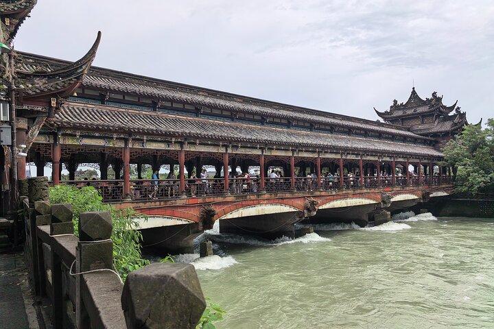 One Day Dujiangyan & Mount Qingcheng Tour from Chengdu