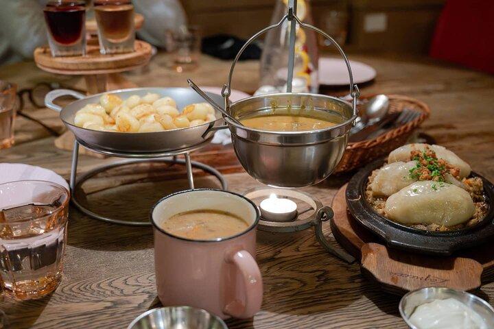 Tour de degustação de comida de Varsóvia com a Polônia deliciosa
