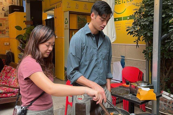 Privater vietnamesischer Kochkurs in Hanoi mit einem Einheimischen