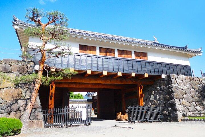 Matsumoto: Castle Keep Walk with Optional Kaichi School