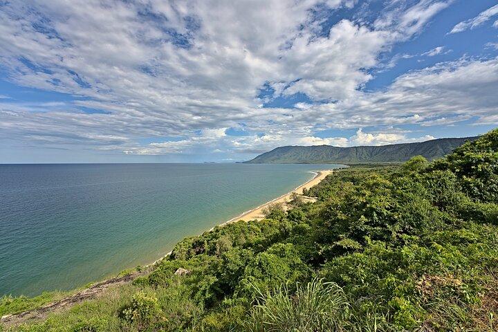Private Landtour : Seafood Sail Cruise Port Douglas