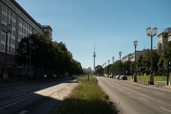 Guerra Fría, Muro de Berlín, Espías y el East Side Galería