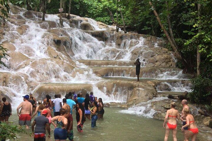 Tour de Dunn’s River Falls y Ocho Ríos