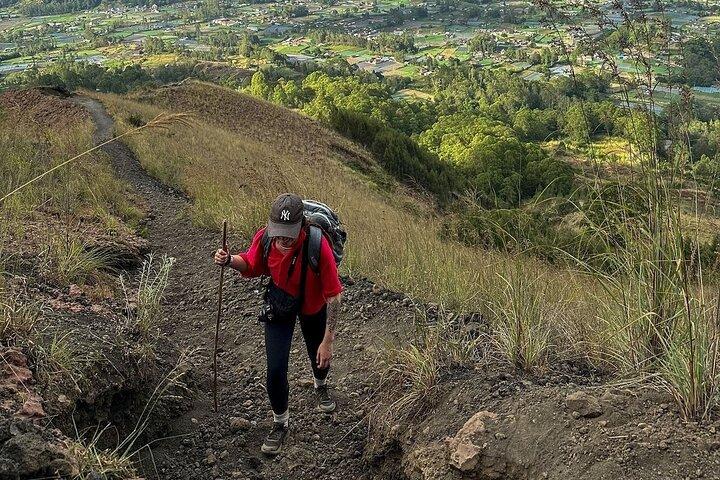Monte Batur Sunrise Hike com transporte de grupo e pequeno-almoço