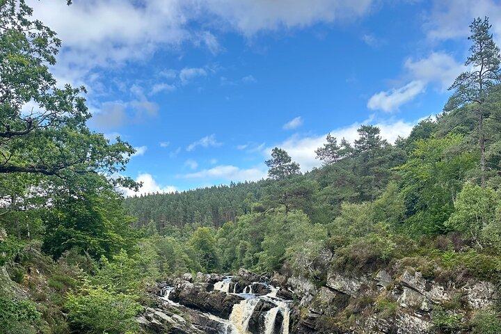 Inverness Forests com Cataratas e Costa Tour Privado