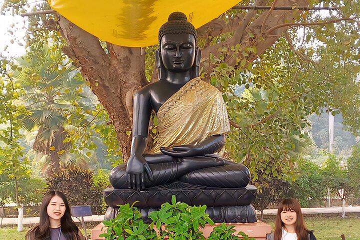 From Delhi: Same Day Varanasi Tour By Flight With Boat Ride