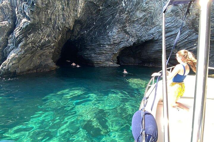 Small Group Cinque Terre Boat Tour with Swim and Local Skipper