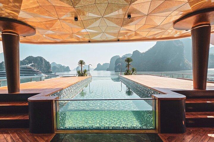 Fra Hanoi: Luksus Azura Cruise 2 dage 1 nat i Lan Ha Bay
