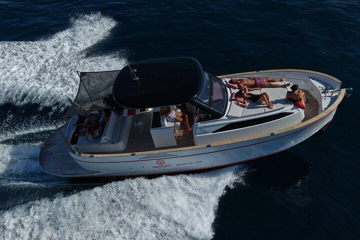 Excursão privada de barco de Ischia a partir de Positano: excursão de um dia inteiro