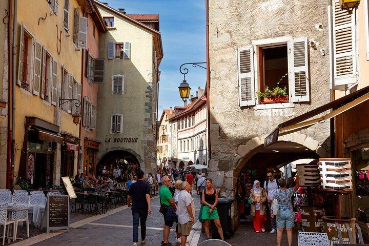 Excursion privée à Genève pour visiter le château d'Annecy