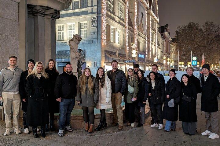 Munich PubCrawl : 4 Lugares, Tiros de bienvenida + Entrada al Club