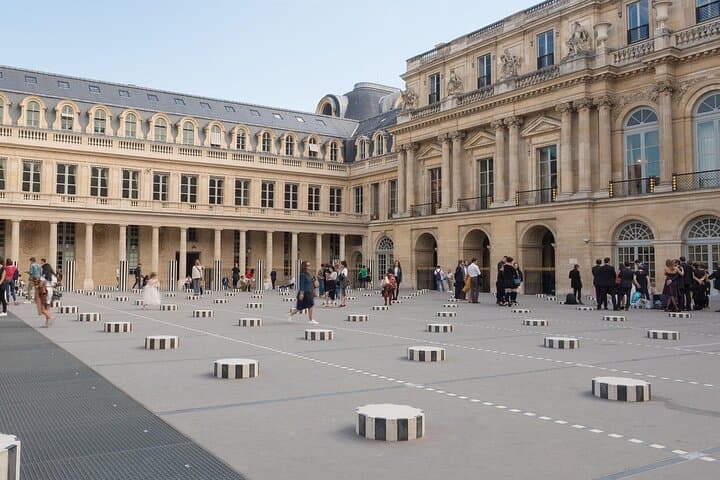 Old Paris Walking Tour: Explore Saint-Germain and Saint-Michel