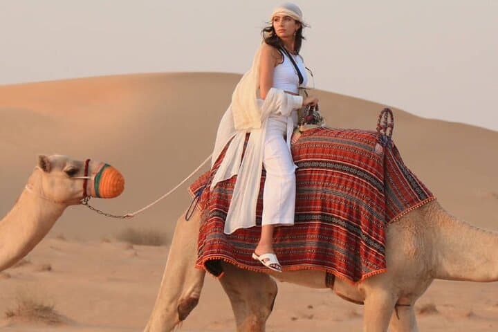 Desert Safari Dubai With Live Shows and BBQ Buffet Dinner