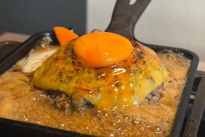 (Solo per 1 Gruppo) Osaka Dotonbori Food Tour Wagyu & Ramen Takoyaki